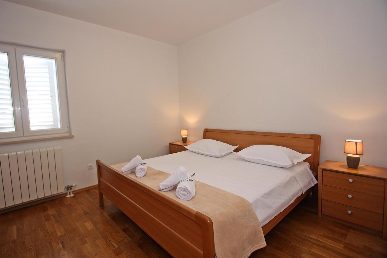 Apartments Ella Супетар Екстер'єр фото