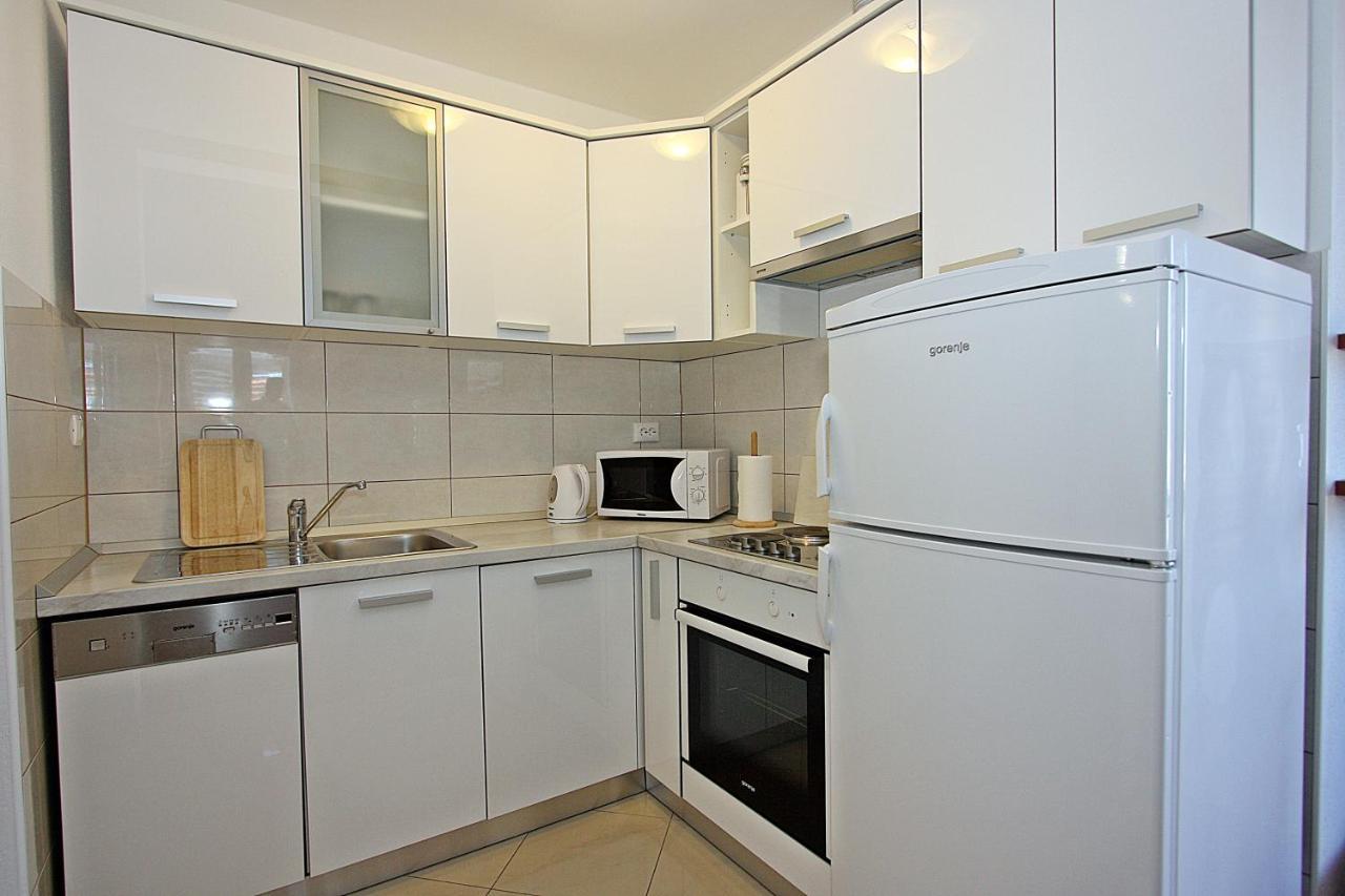 Apartments Ella Супетар Екстер'єр фото