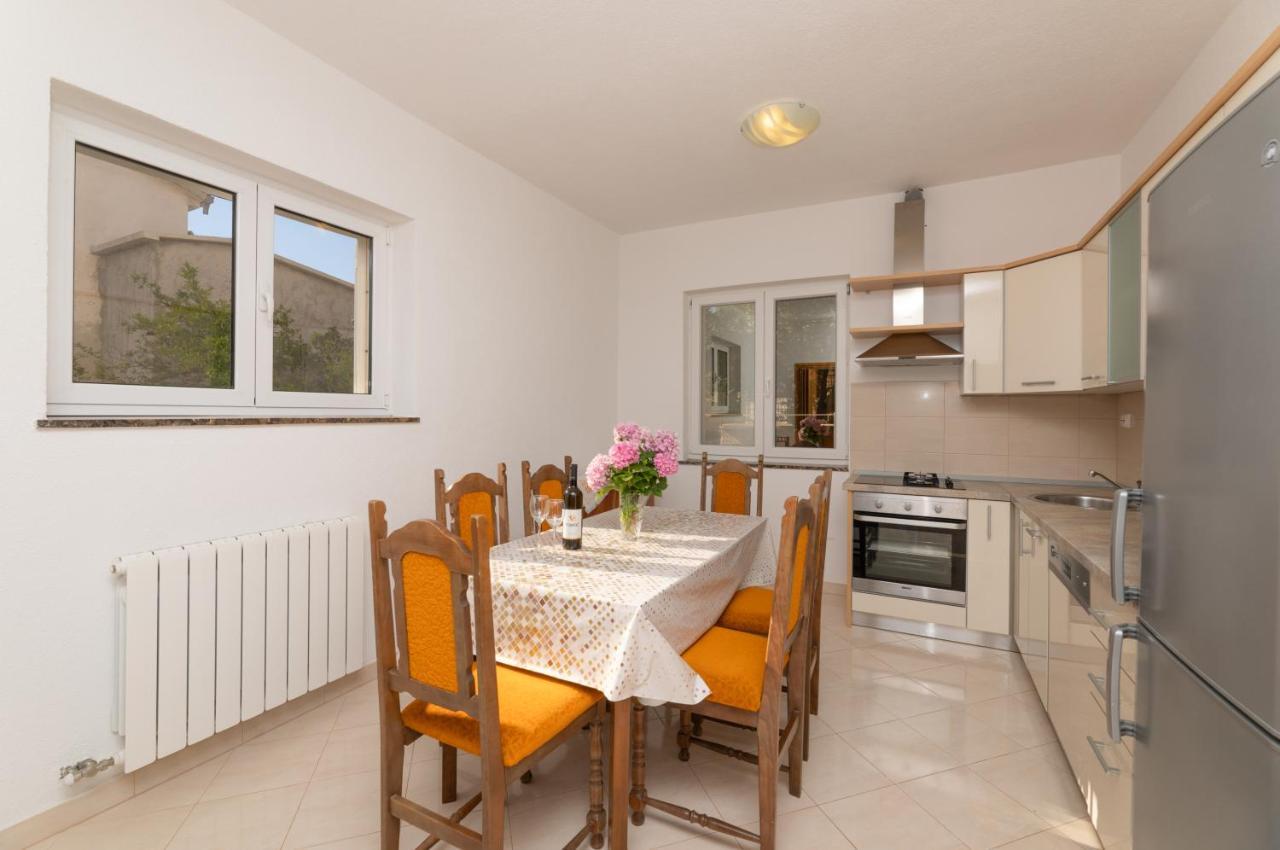 Apartments Ella Супетар Екстер'єр фото