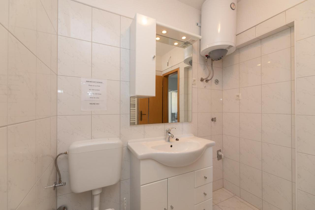 Apartments Ella Супетар Екстер'єр фото