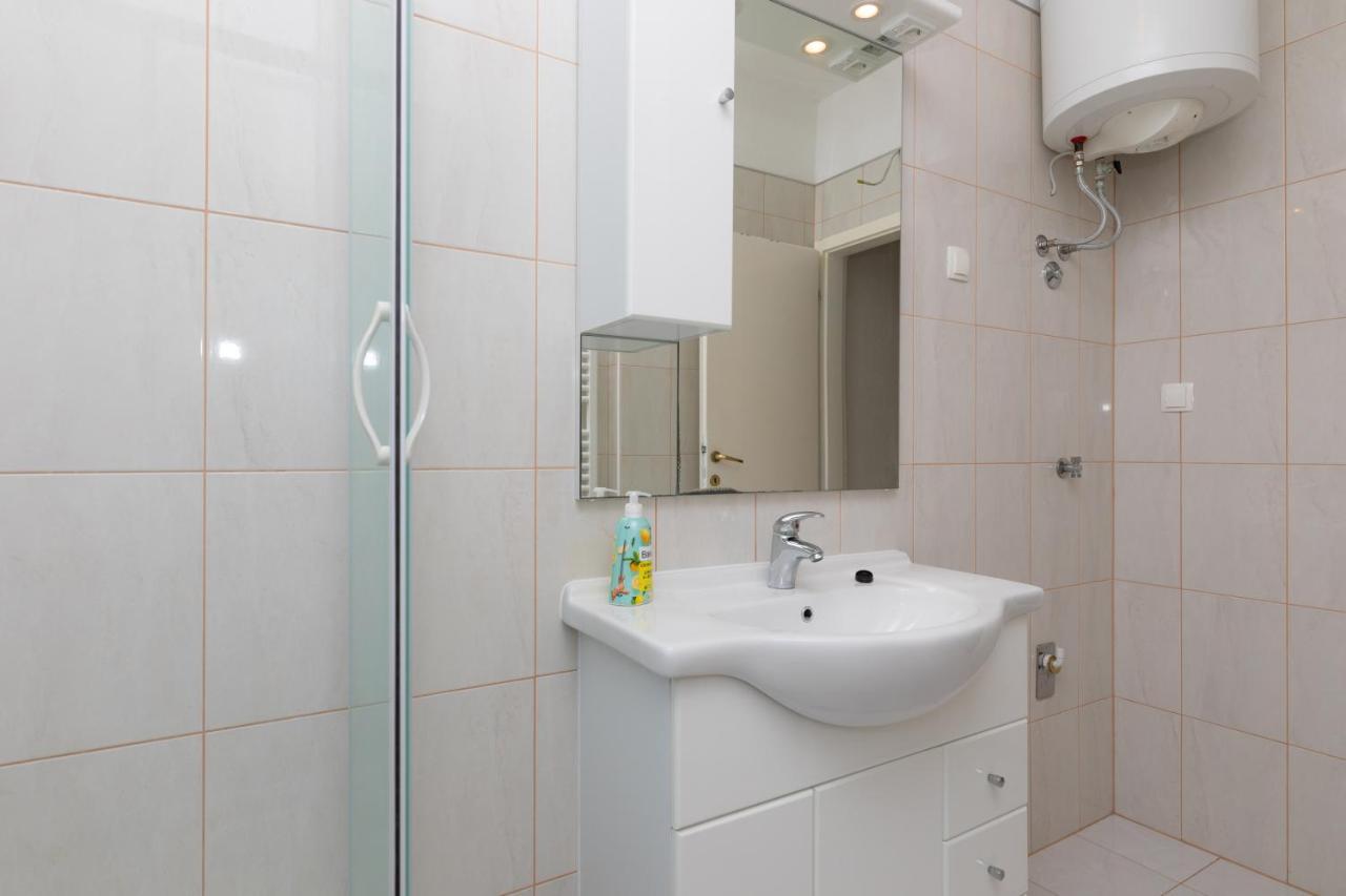 Apartments Ella Супетар Екстер'єр фото